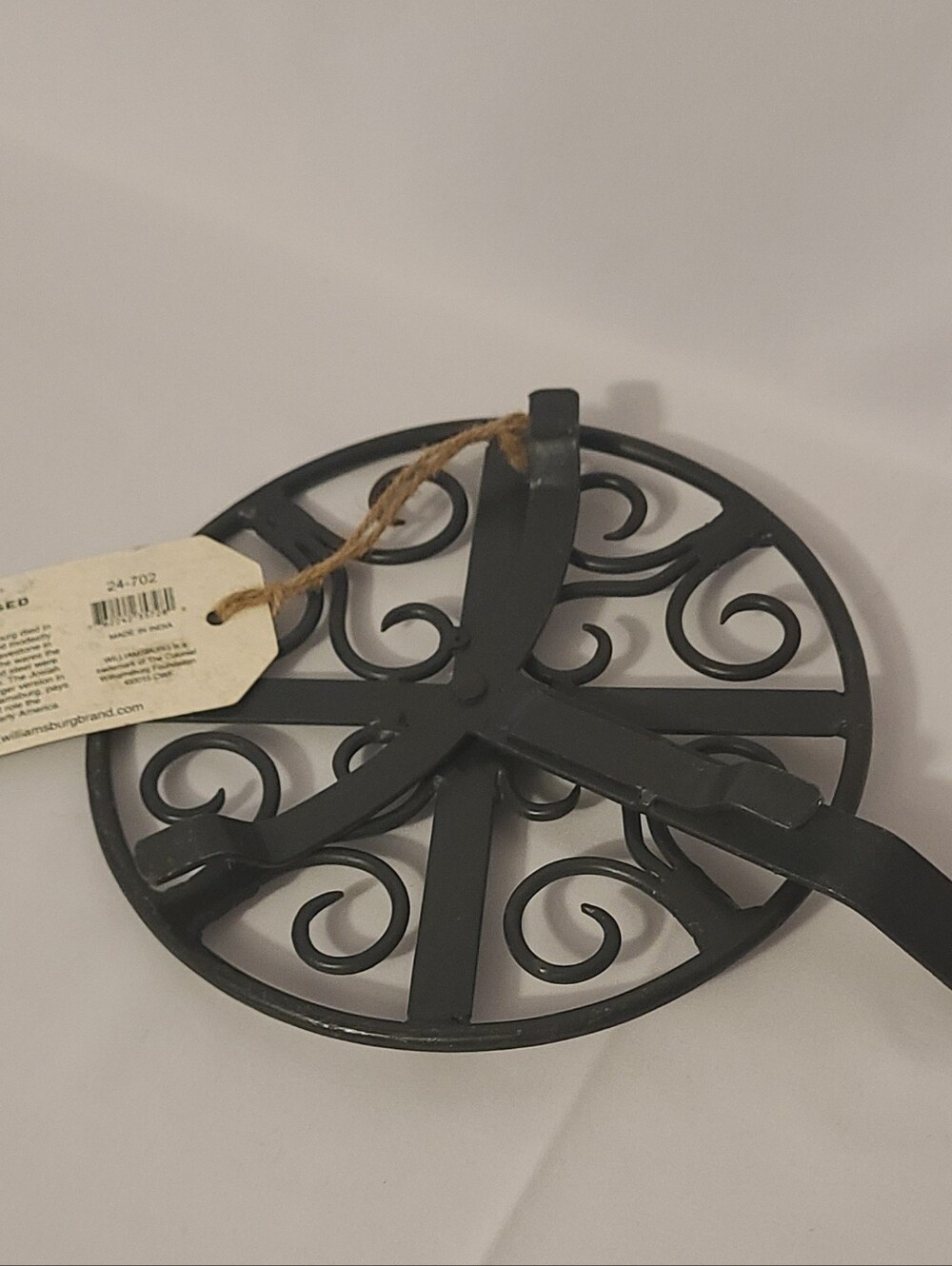 Rotating Trivet Tarpley Collection - Picture 9 of 9